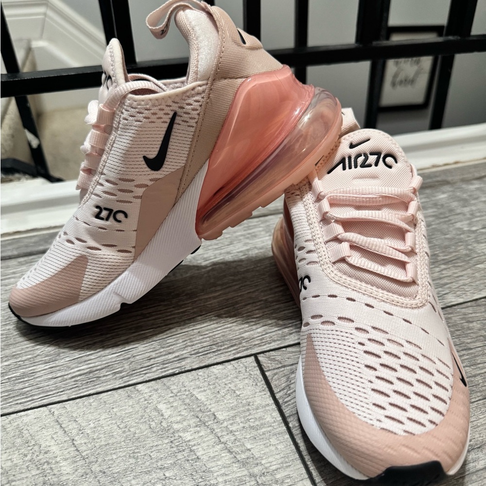 Nike Pink Athletic Shoes with Air Max Cushioning